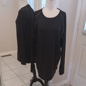 4/$60 Black Fitted Long Sleeve Tee - Size 3XL (Fits US16)